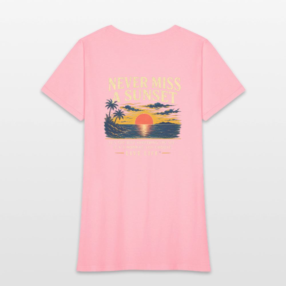 Never Miss a Sunset  Women's T-shirt - pink