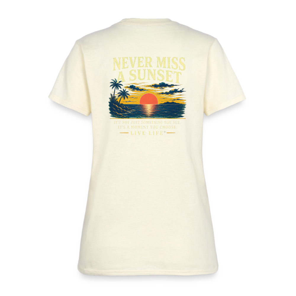 Never Miss a Sunset  Women's T-shirt - off white