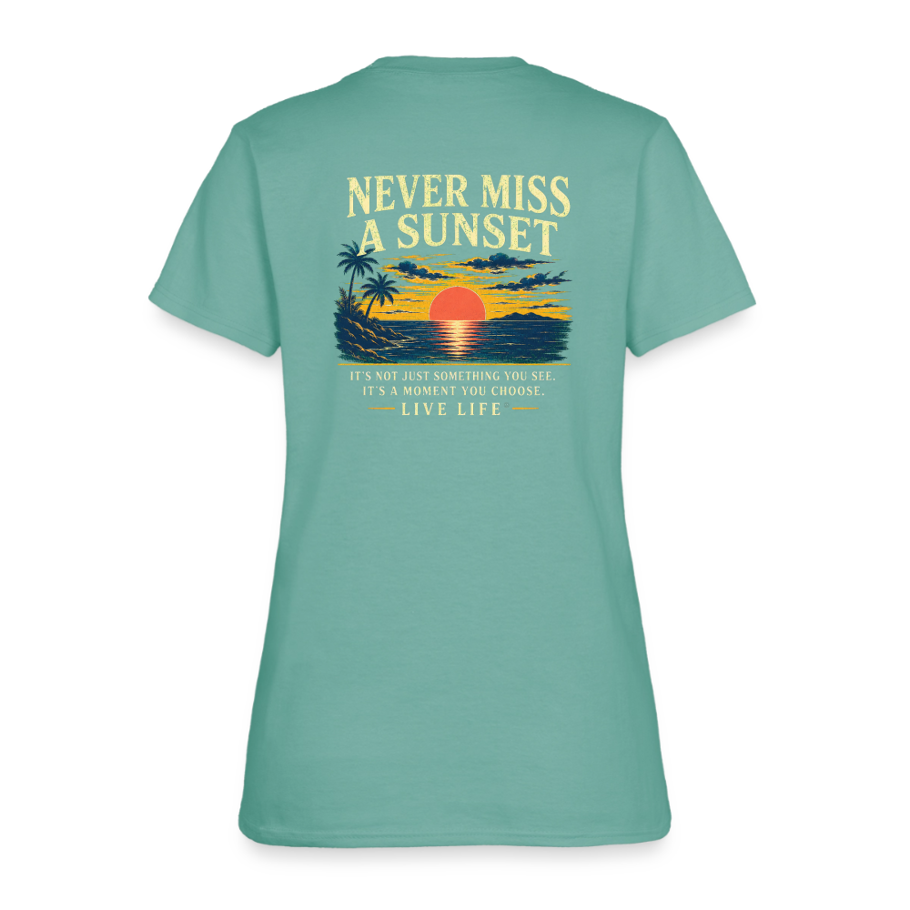 Never Miss a Sunset  Women's T-shirt - aquatic