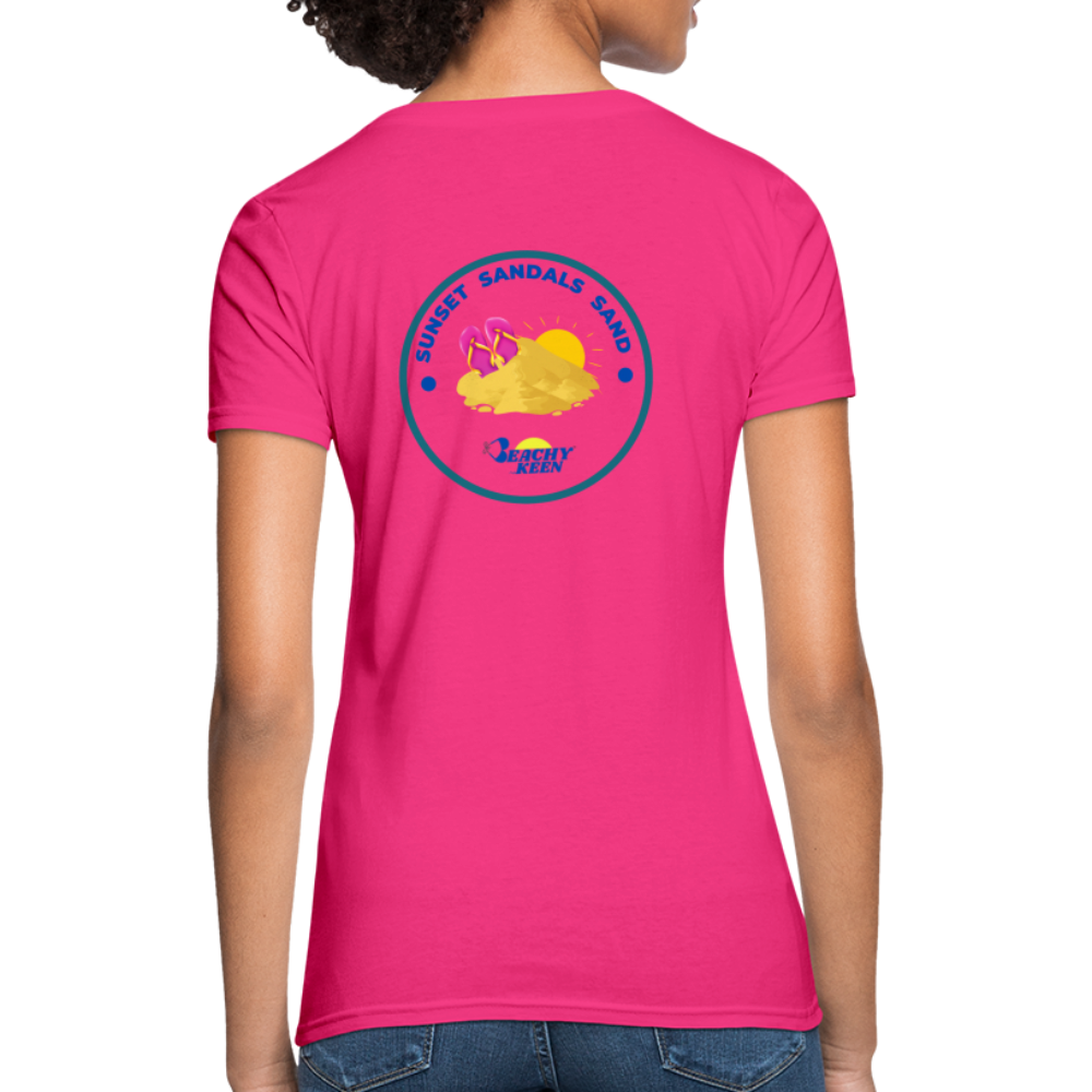 Sunsets Sandals and Sand Women's T-Shirt - fuchsia